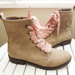 *Cat & Jack* Tan Western Cowgirl Boots w/ Pink Laces, GIRLS size 5-Youth - NEW!
